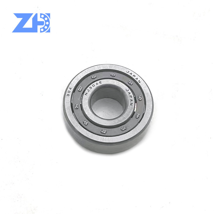 Gcr15 P4 নলাকার রোলার বিয়ারিং NU304 NU304E NU304M NJ304 NJ304E সাইজ 70*125*24mm